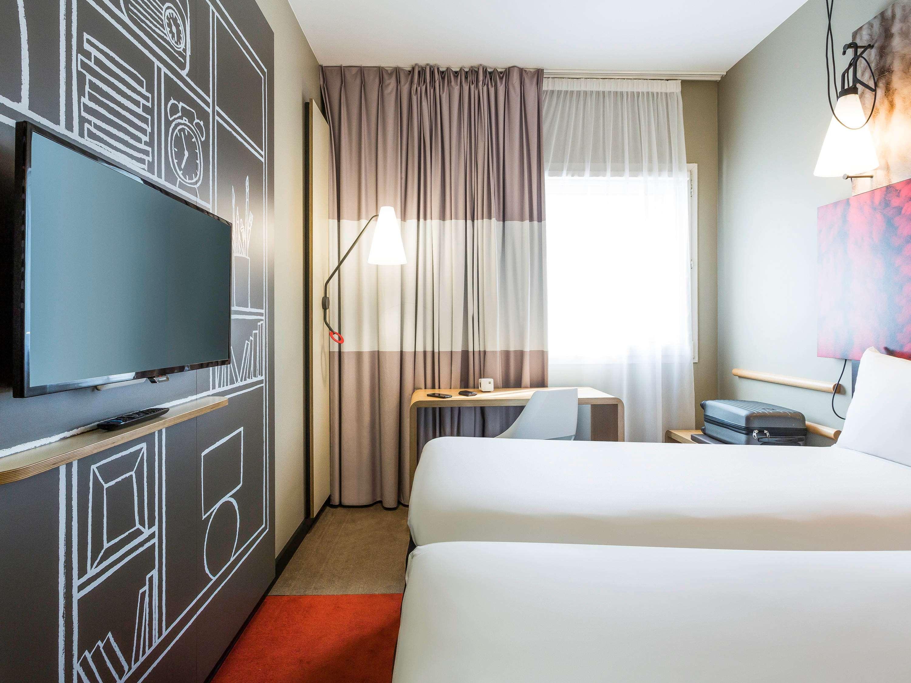 Ibis Bordeaux Centre - Gare Saint-Jean Hotel Ngoại thất bức ảnh