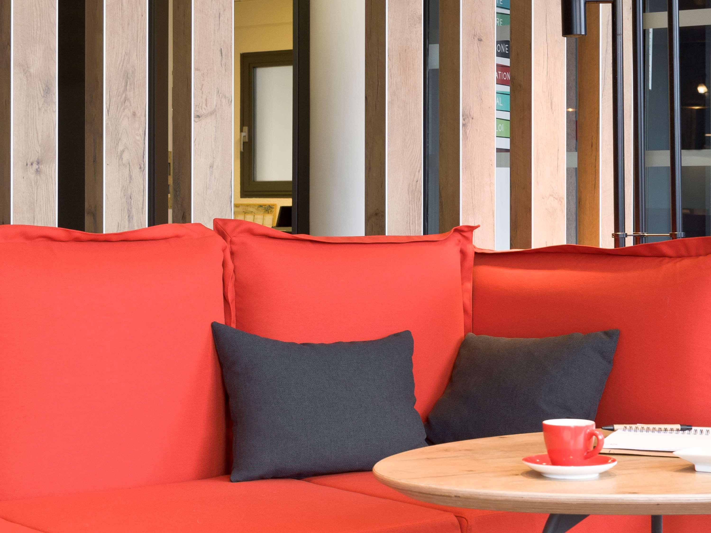 Ibis Bordeaux Centre - Gare Saint-Jean Hotel Ngoại thất bức ảnh