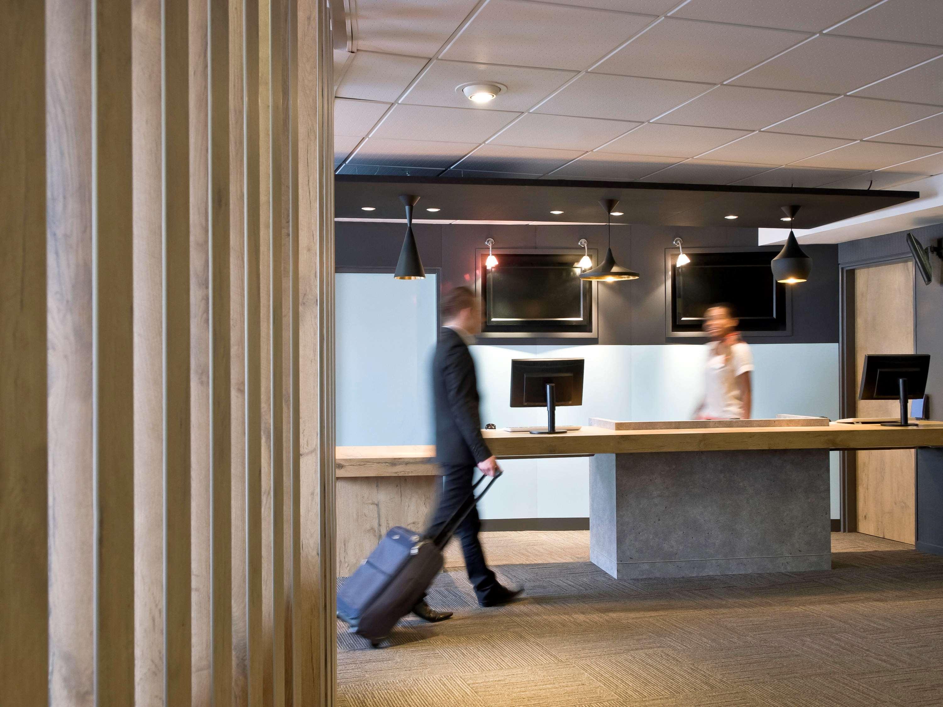 Ibis Bordeaux Centre - Gare Saint-Jean Hotel Ngoại thất bức ảnh
